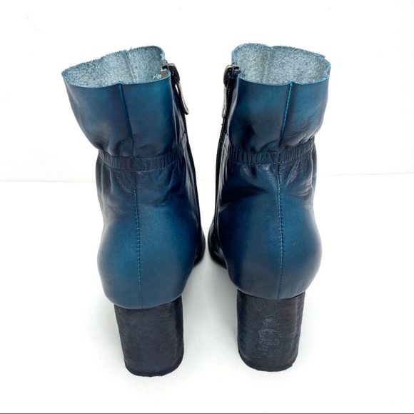 L’Artiste Modeste Leather Ankle Block Heel Boot in Blue Size 9.5/ 41 - Picture 11 of 13